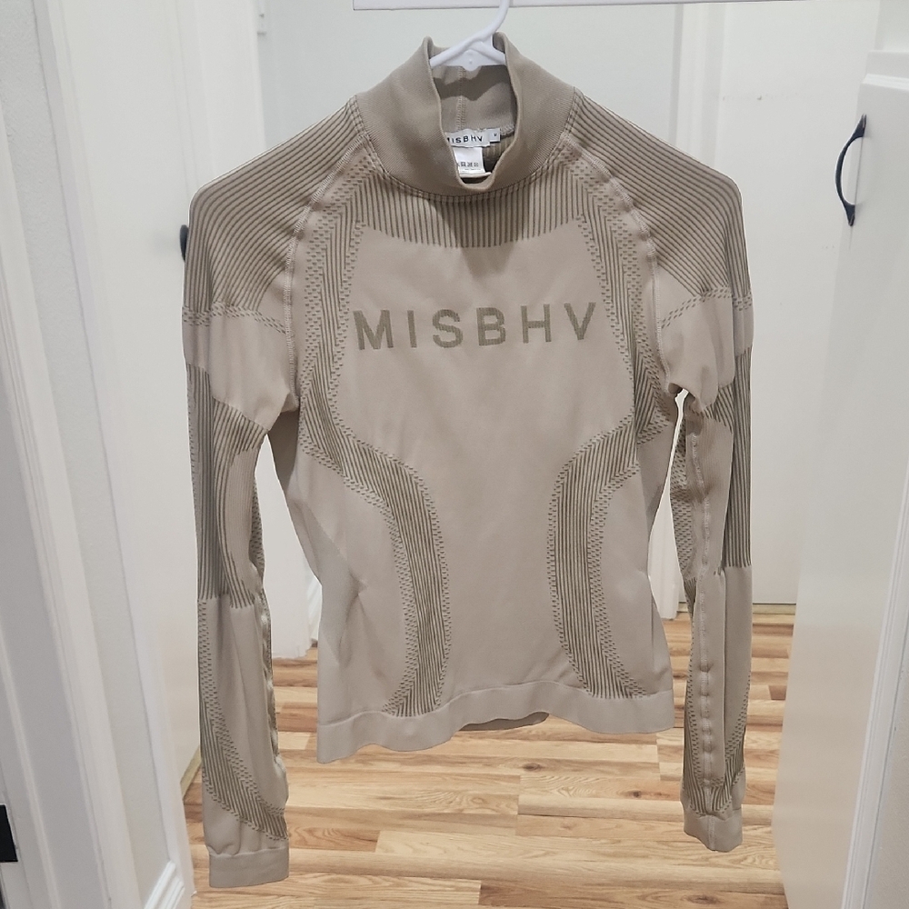 MISBHV Activewear Top Size M